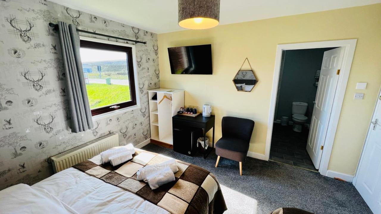Aultguish Inn Garve Exteriör bild